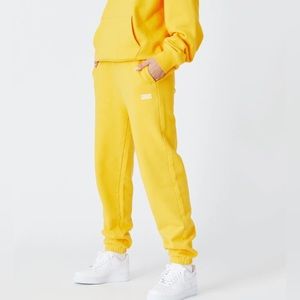 KITH Women's Chelsea Sweatpant Banana Yellow               Size XS